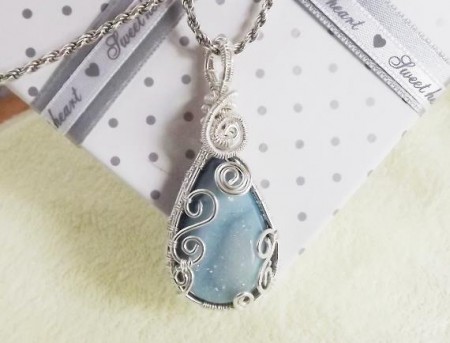 Druzy achát ezüstözött ékszerdóttal